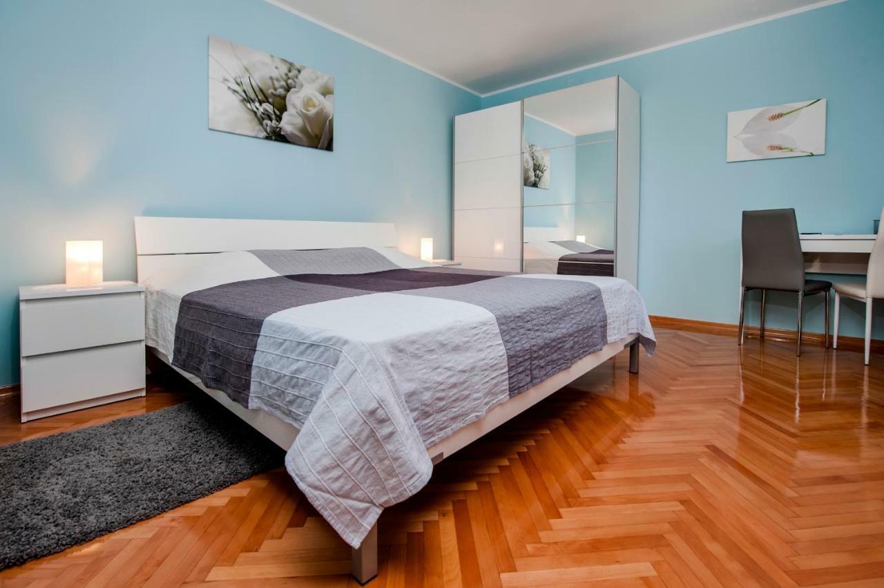 Apartment Anastasia Ровин Екстериор снимка